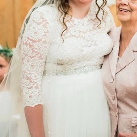 Watters Dresses & Skirts - Willowby by Watters Wedding Gown Separates